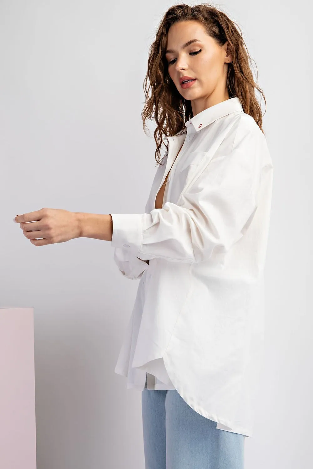 CLASSIC WHITE LONG SLEEVE BUTTON DOWN TOP