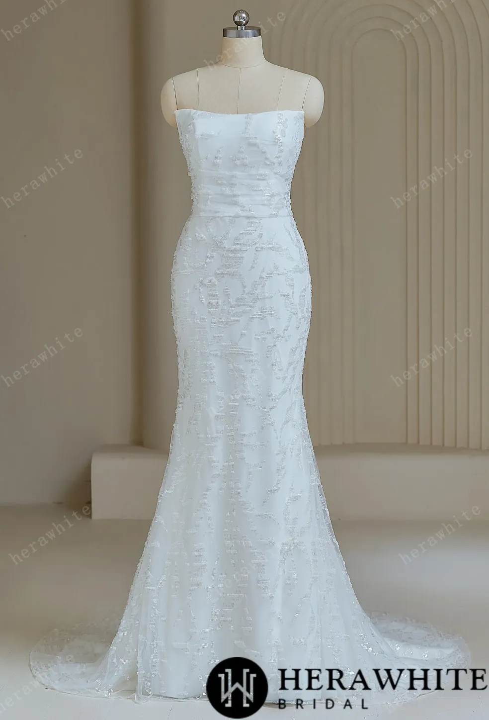 Elegant Sequined Wedding Dress With Detachable Train