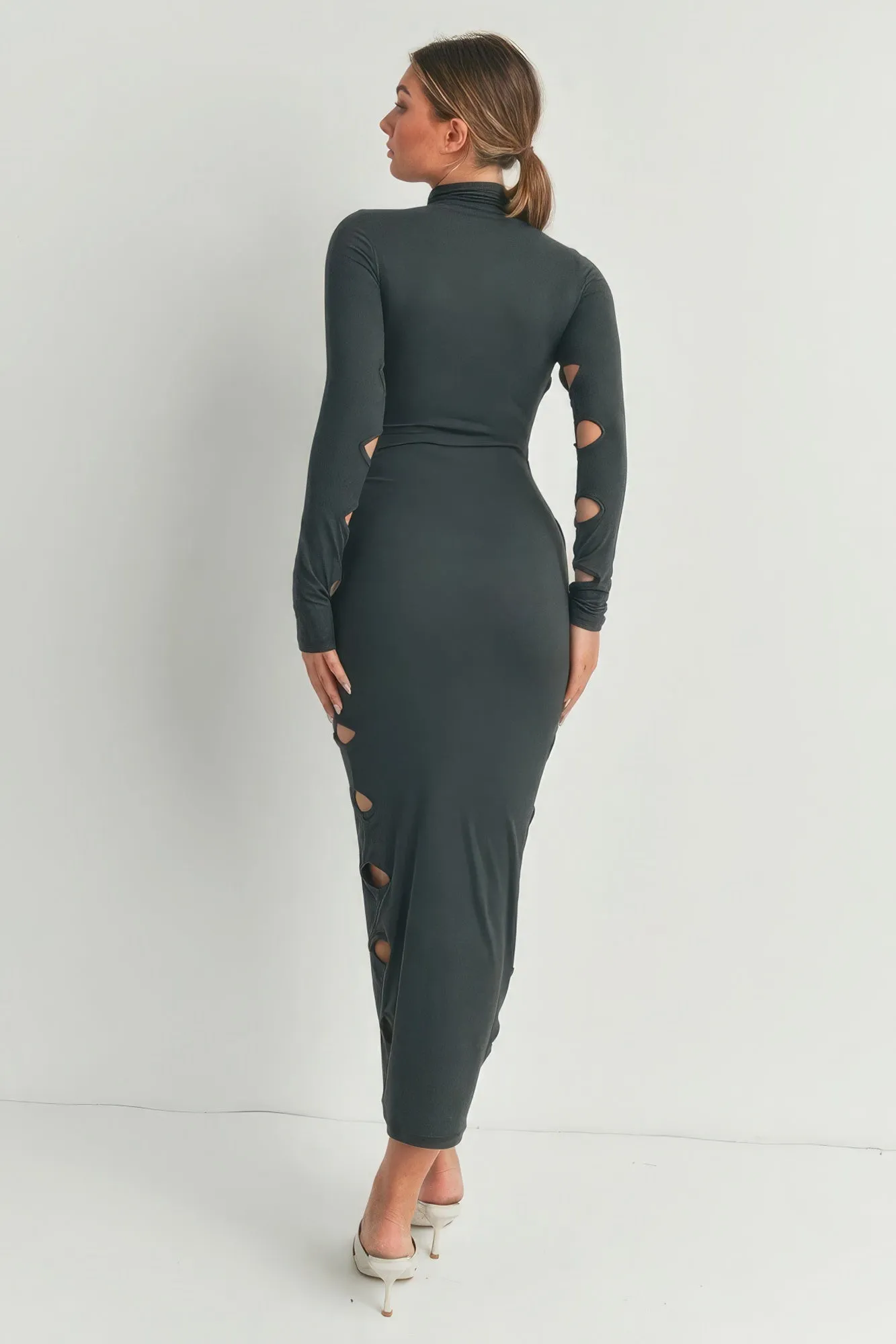 Hot Girl Calabria Cutout Detail Maxi Dress In Charcoal