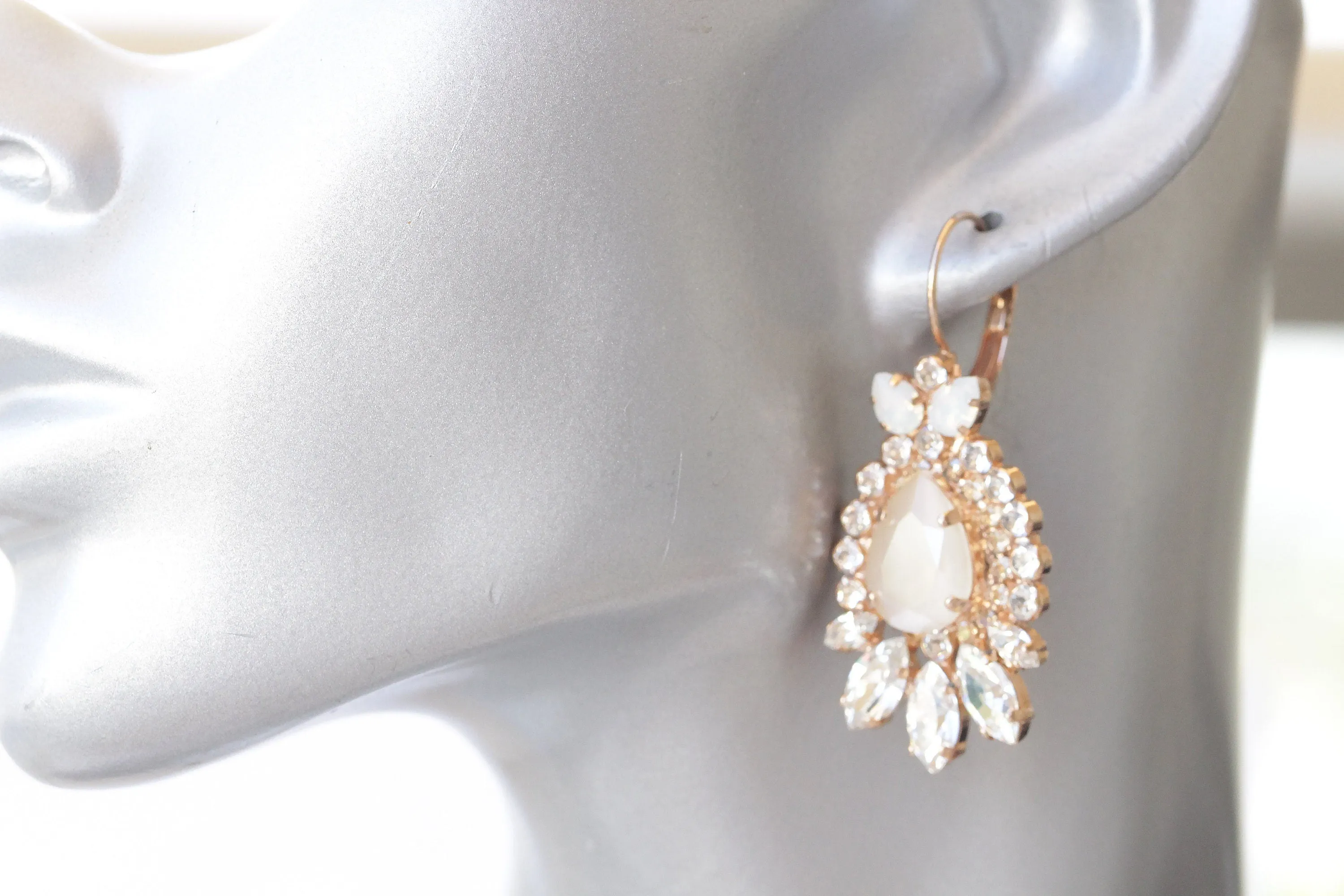 IVORY BRIDAL EARRINGS