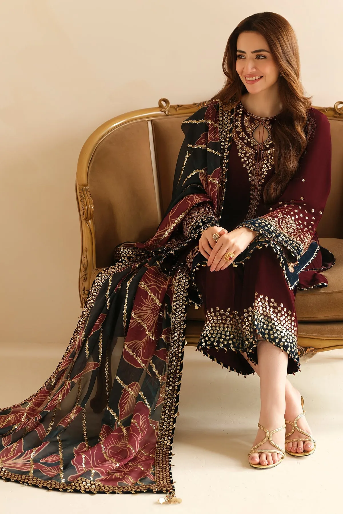 Jazmin The Velvet Edit Embroidered Formals – VF-2038